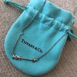 Graffiti Arrow Necklace Tiffany & Co